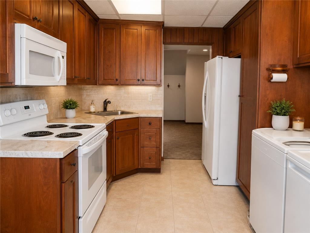 2836 Nazareth Road Easton, PA 18045 - Photo 5 of 19 Functional kitchen with ample cabinetry and essential appliances.