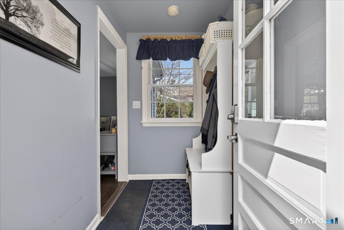 10 Scott Street Norwalk, CT 06851 - Photo 16 of 40