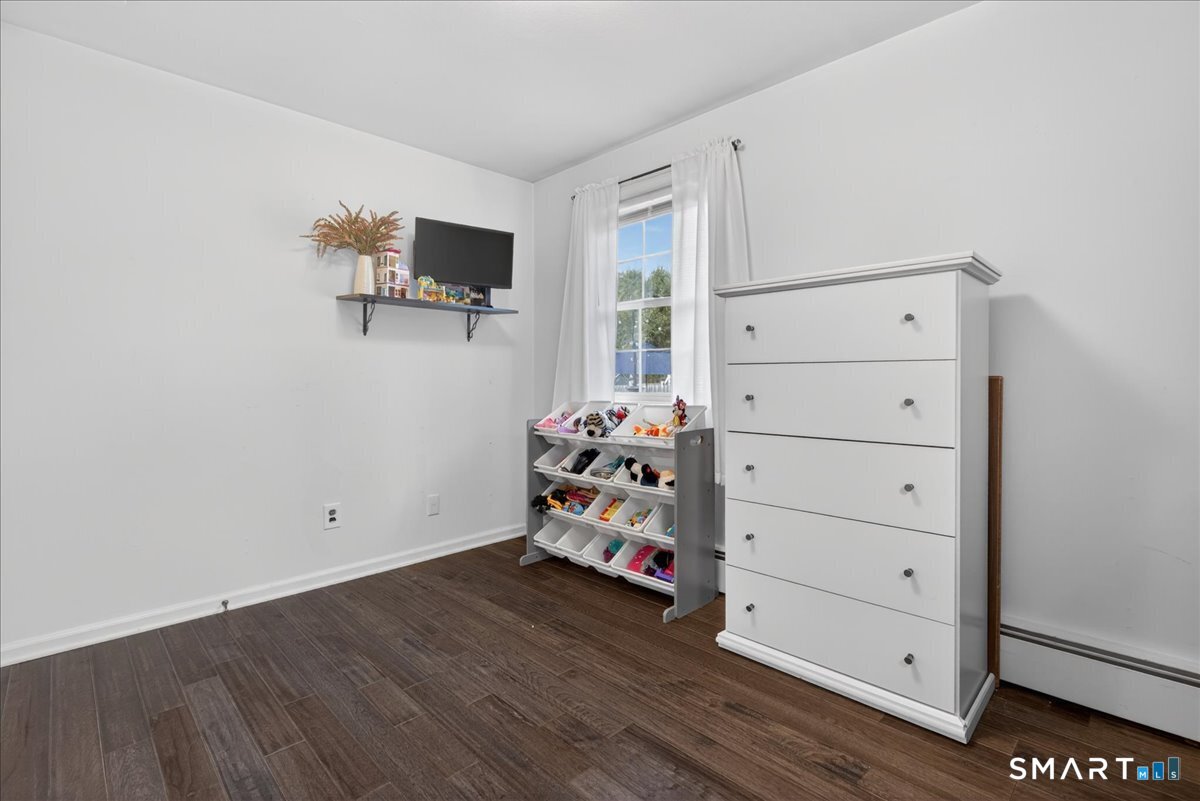 10 Scott Street Norwalk, CT 06851 - Photo 25 of 40
