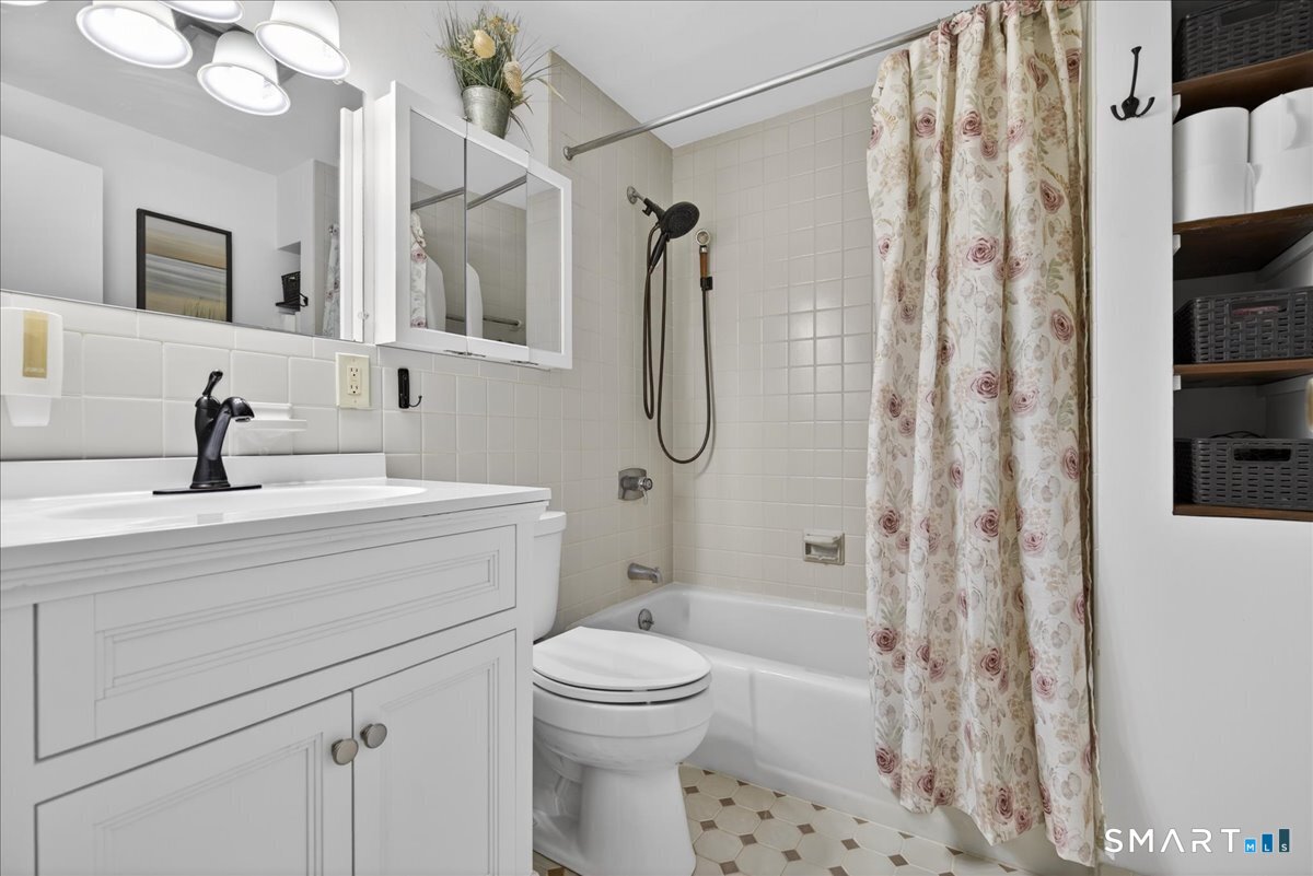 10 Scott Street Norwalk, CT 06851 - Photo 27 of 40