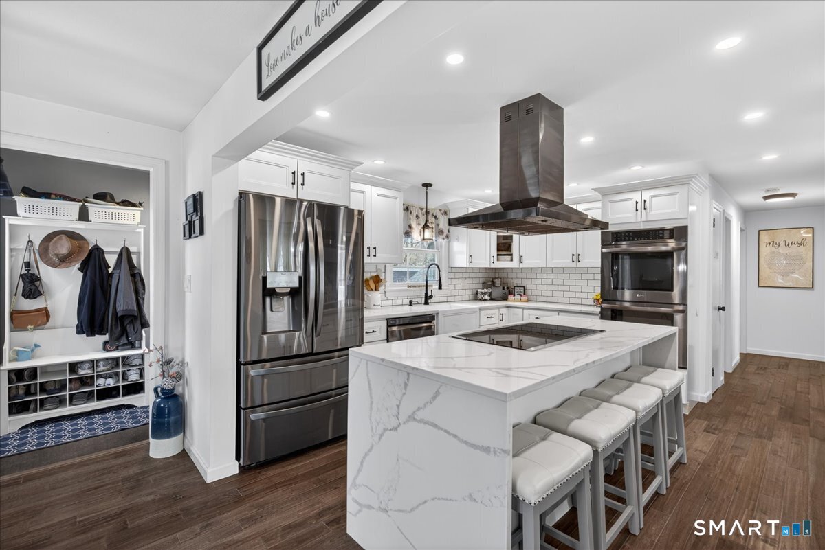 10 Scott Street Norwalk, CT 06851 - Photo 8 of 40