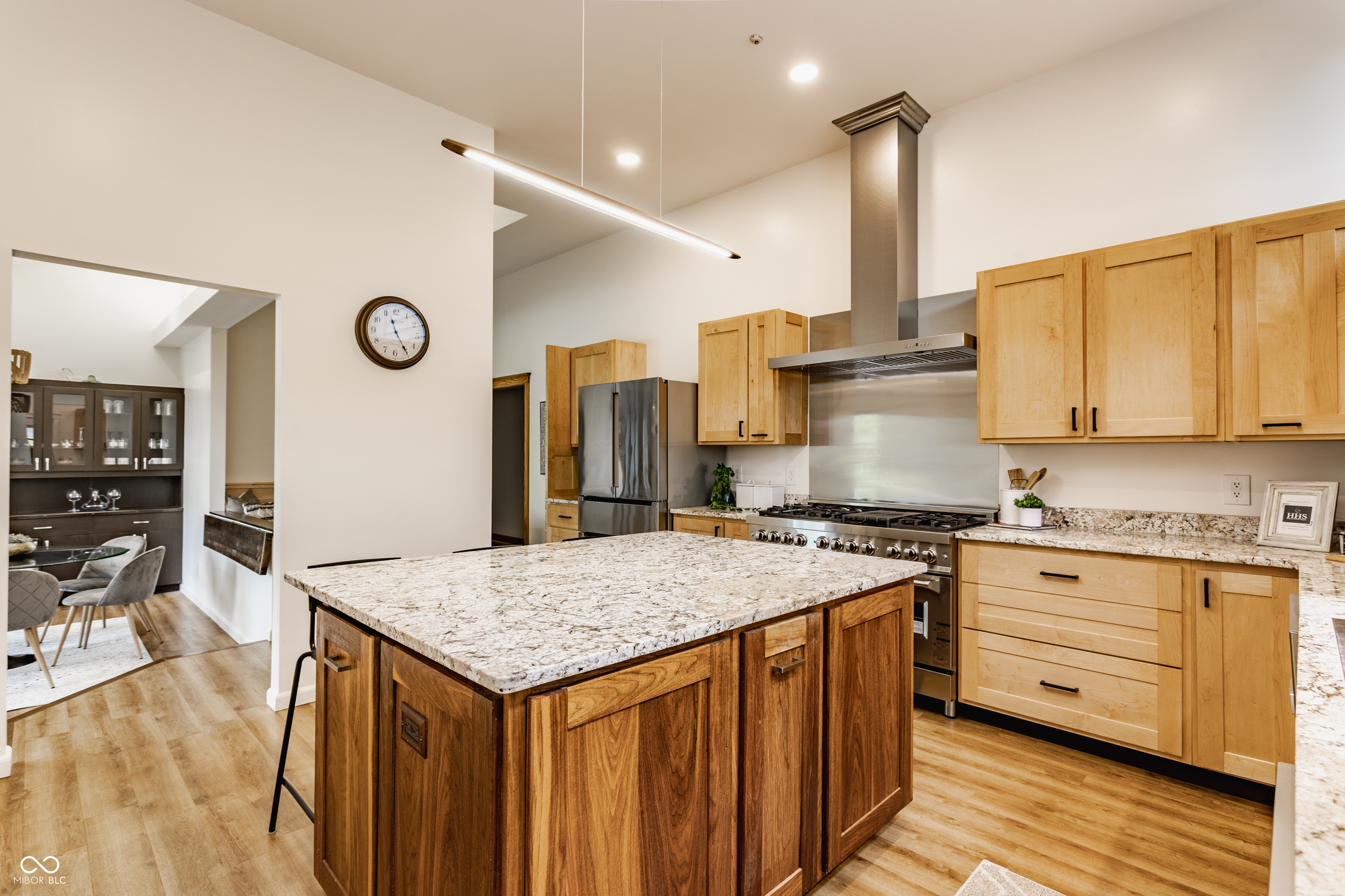 12469 Spring Mill Road Carmel, IN 46032 - Photo 16 of 66