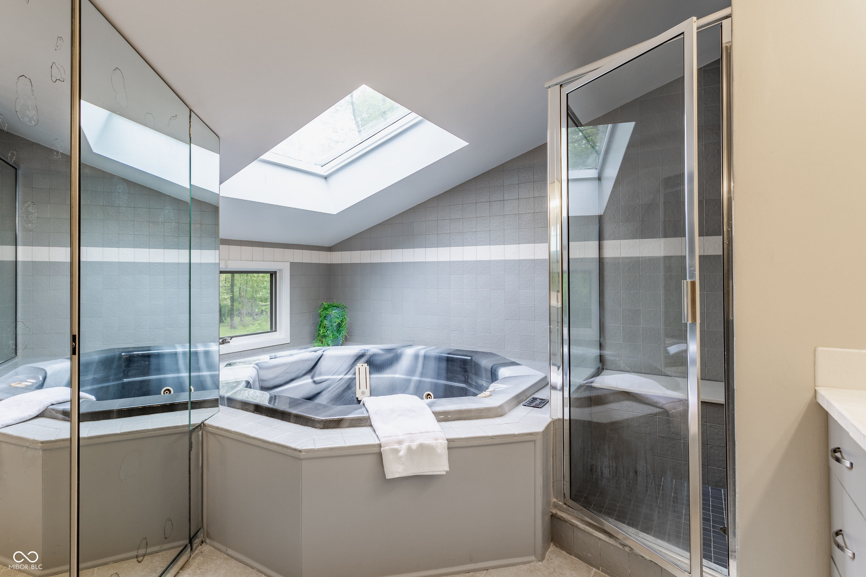 12469 Spring Mill Road Carmel, IN 46032 - Photo 25 of 66