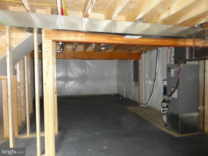154 West Strasburg Road Front Royal, VA 22630 - Photo 4 of 15 Basement