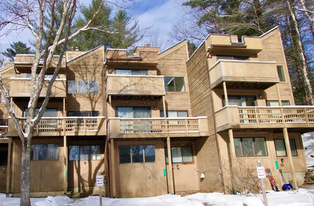 $230,000 | 136 Grand Hollow Road, Unit 13 TIMBERLINE, Warren, VT 05674