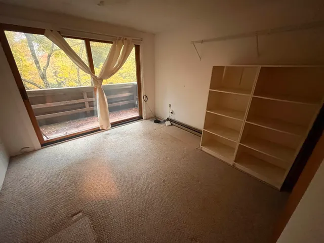 $295,000 | 136 Grand Hollow Road, Unit 13, Warren, VT 05674