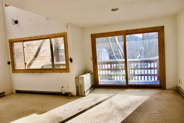 $295,000 | 136 Grand Hollow Road, Unit 13, Warren, VT 05674