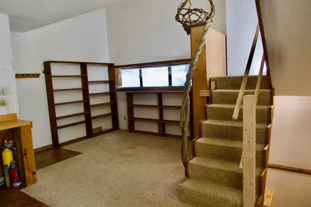 $295,000 | 136 Grand Hollow Road, Unit 13, Warren, VT 05674