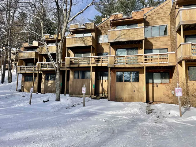 $295,000 | 136 Grand Hollow Road, Unit 13, Warren, VT 05674