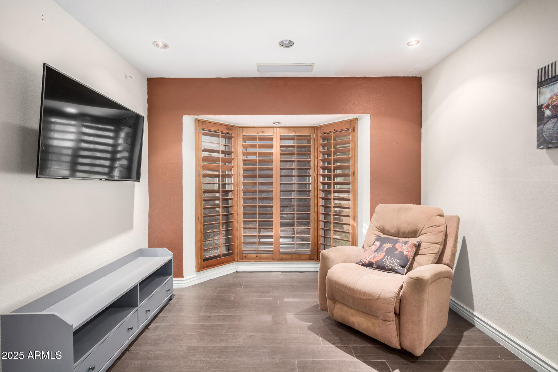 10449 North 9th Street Phoenix, AZ 85020 - Photo 24 of 40 Bedroom 2