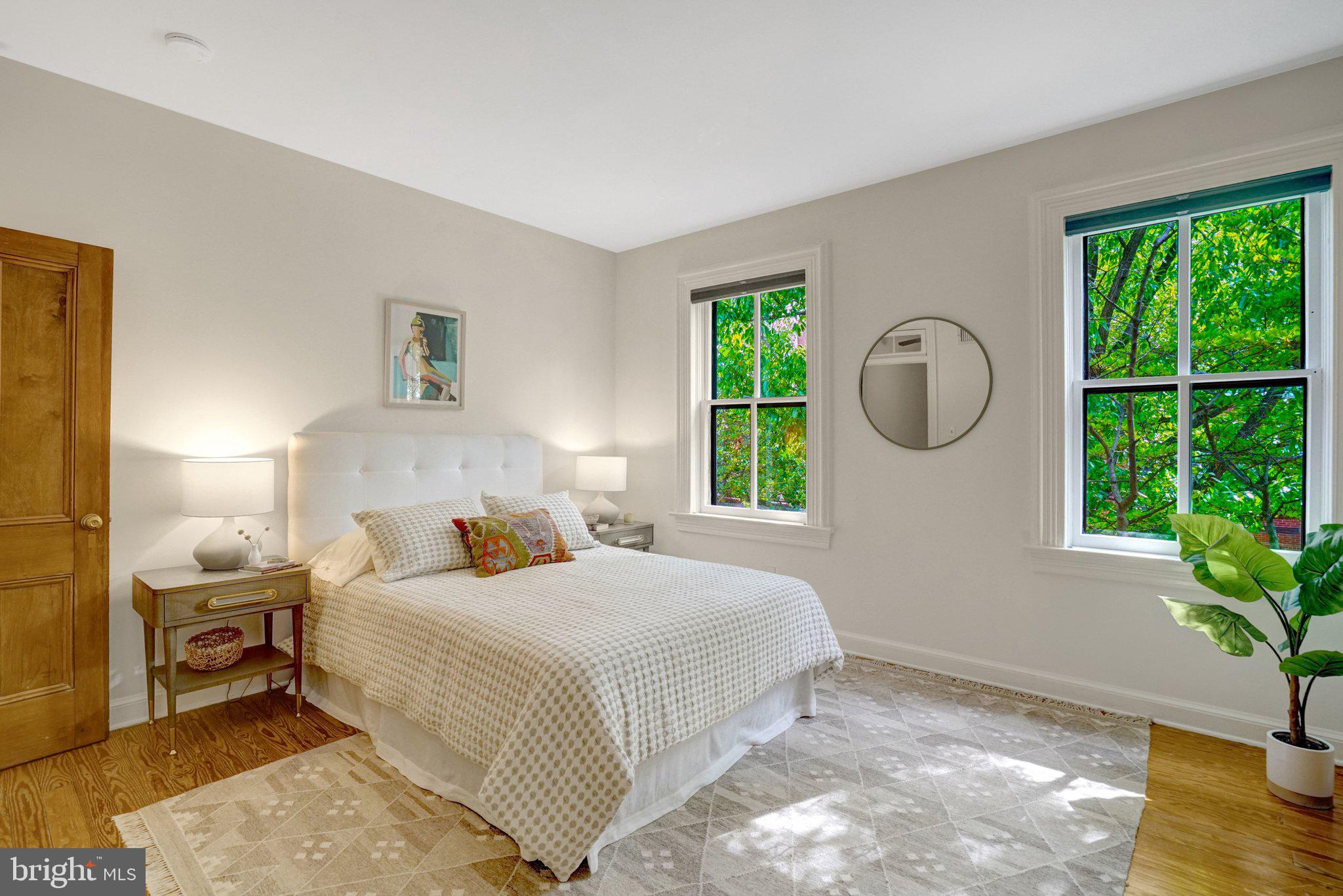 707 10th Street Southeast Washington, DC 20003 - Photo 23 of 46 Spacious front BR has 2 windows w/custom blinds