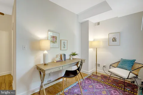 $925,000 | 707 10th Street Southeast, Washington, DC 20003