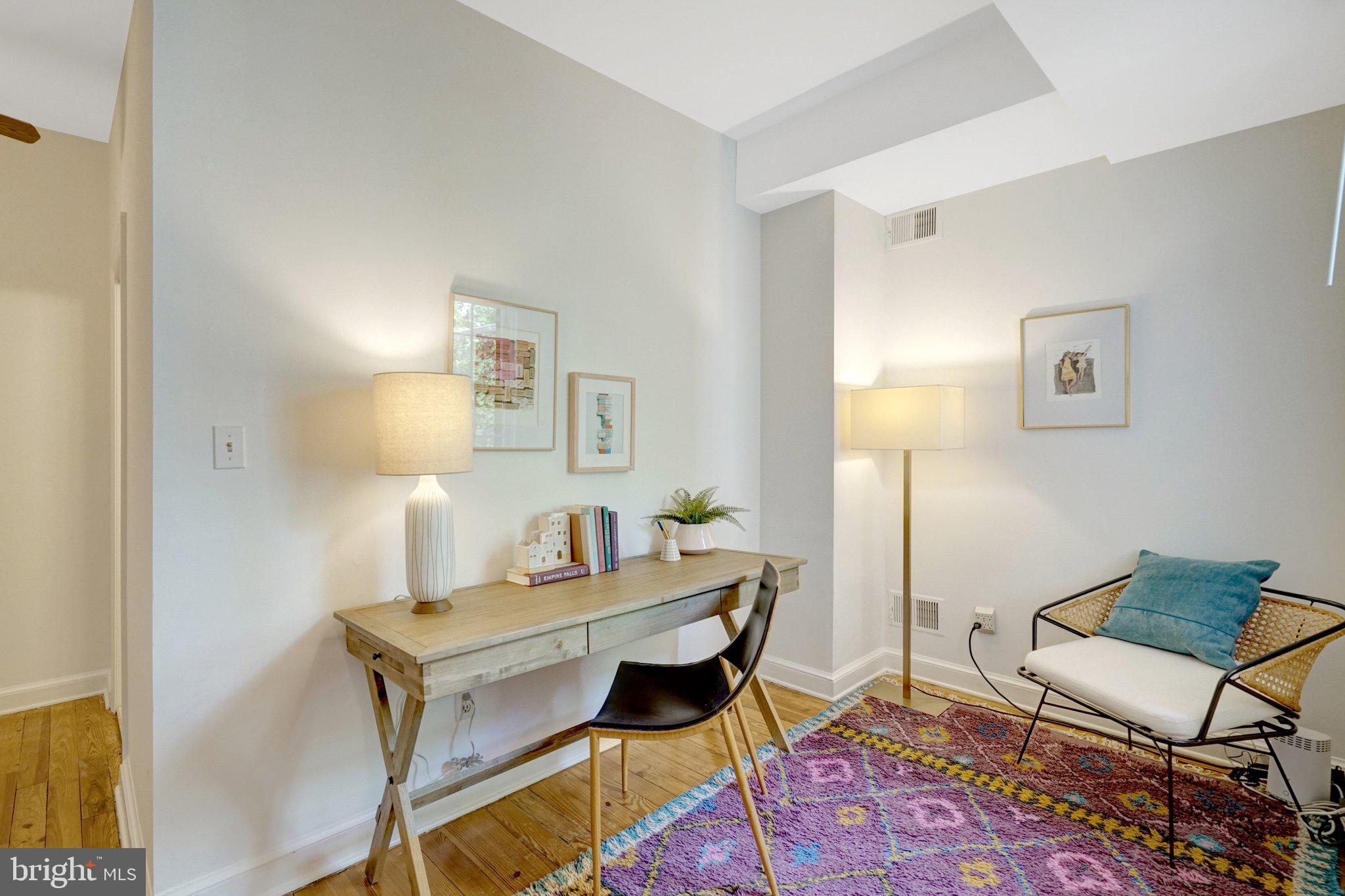 707 10th Street Southeast Washington, DC 20003 - Photo 29 of 46 BRIGHT open bonus flexible office/yoga/guest rm