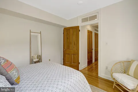 $925,000 | 707 10th Street Southeast, Washington, DC 20003