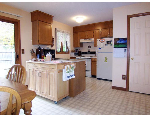 23 Tannery Road, Unit G Westfield, MA 01085 - Photo 5 of 10 Gallery Image 5