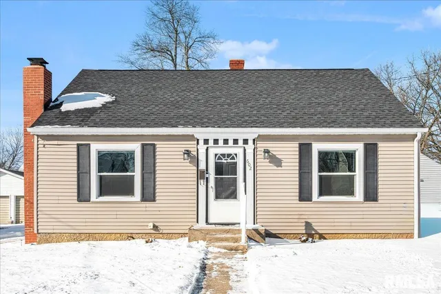$189,900 | 602 Ridge Street, Washington, IL 61571