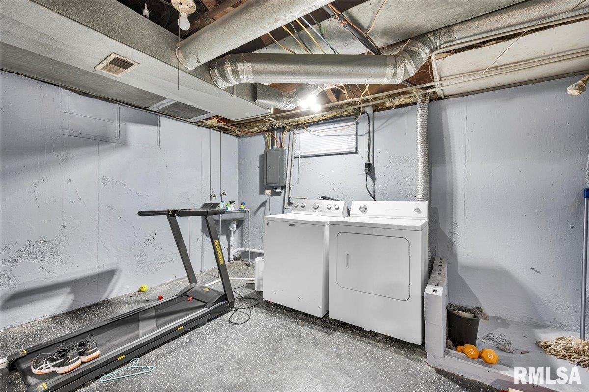 602 Ridge Street Washington, IL 61571 - Photo 18 of 37