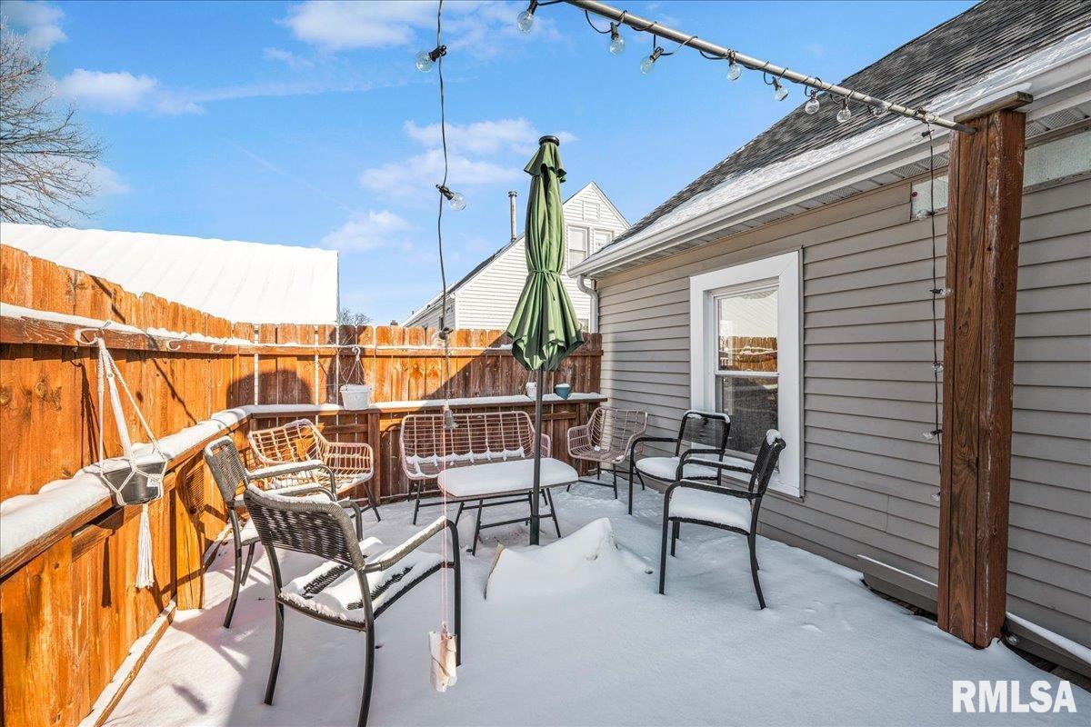 602 Ridge Street Washington, IL 61571 - Photo 7 of 37