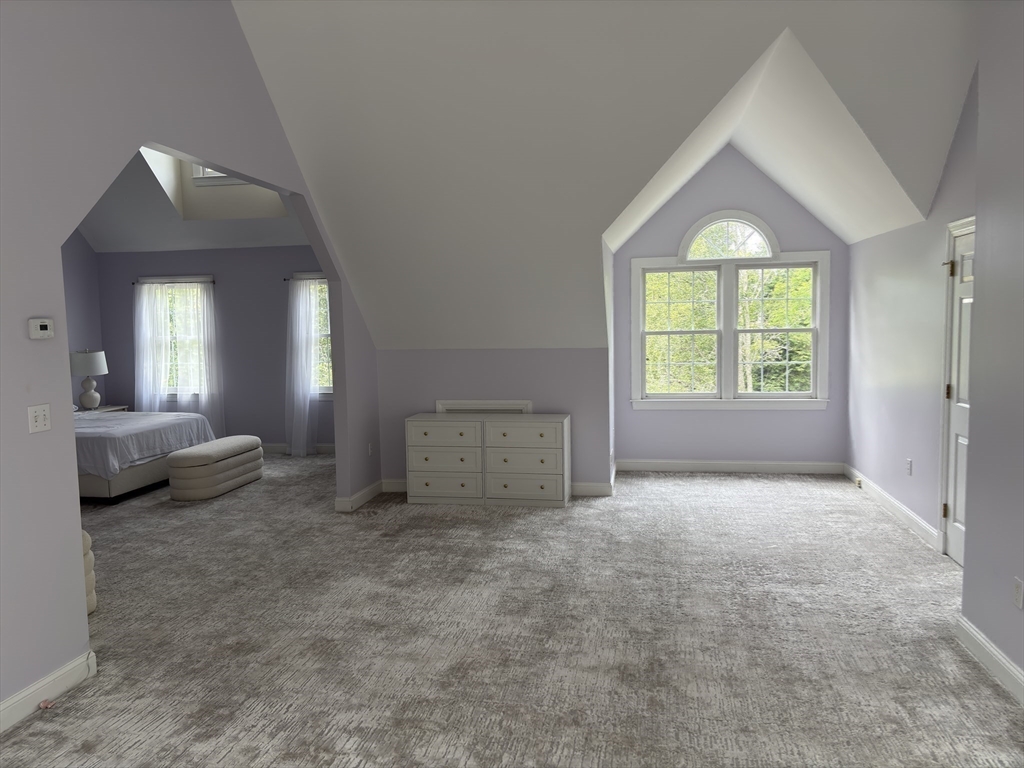 135 Shawsheen Road Bedford, MA 01730 - Photo 9 of 33