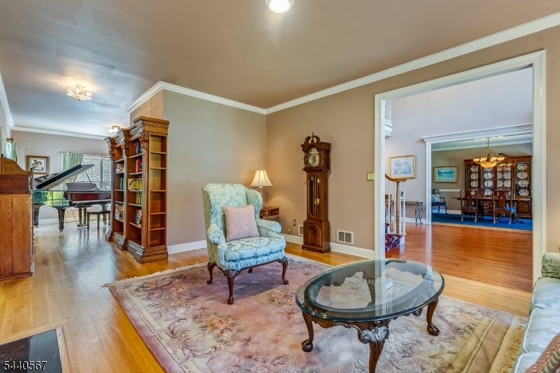 2 Coe Farm Road Mendham, NJ 07945 - Photo 8 of 50