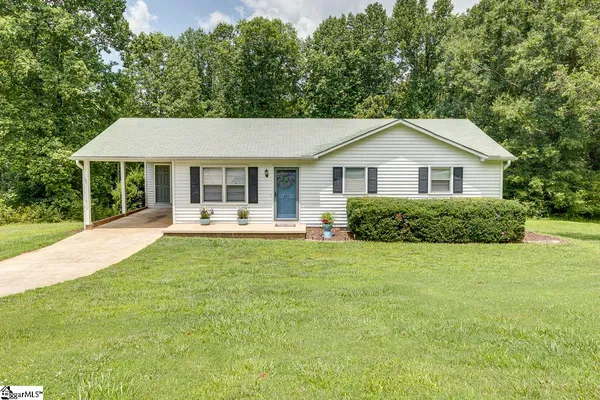 $249,900 | 321 Springdale Avenue, Liberty, SC 29657