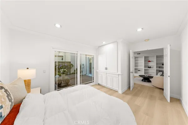 $2,080,000 | 54 Willow Tree Lane, Irvine, CA 92612