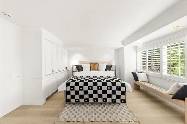 $2,080,000 | 54 Willow Tree Lane, Irvine, CA 92612