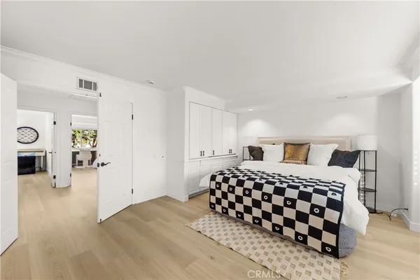 $2,080,000 | 54 Willow Tree Lane, Irvine, CA 92612