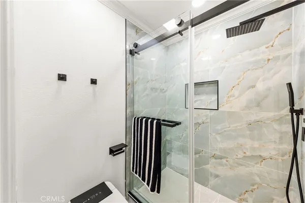 $2,080,000 | 54 Willow Tree Lane, Irvine, CA 92612