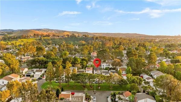 $2,080,000 | 54 Willow Tree Lane, Irvine, CA 92612