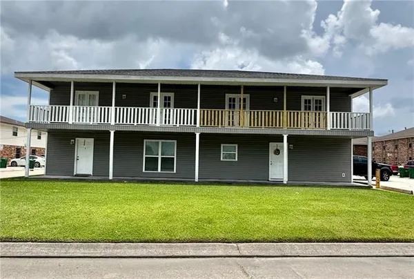 $1,000 | 901 Linda Lane, Laplace, LA 70068