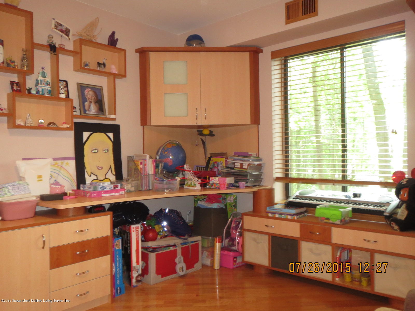 3465 Amboy Road, Unit 1F Staten Island, NY 10306 - Photo 20 of 26 IMG_0441