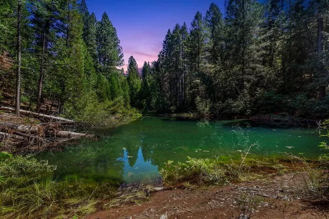 a view of lake background with house