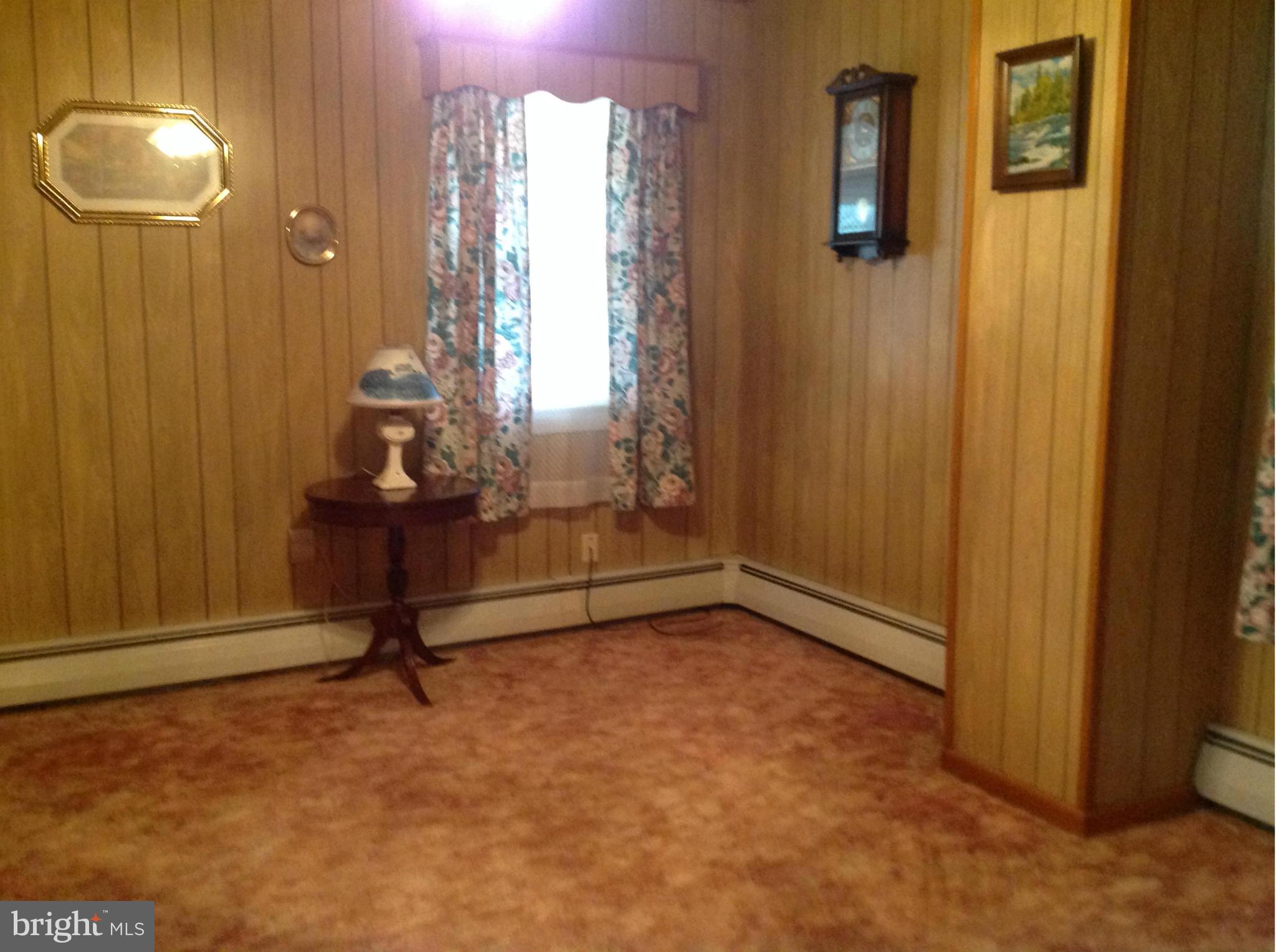 4976 Skinners Neck Road Rock Hall, MD 21661 - Photo 5 of 18 Living Room