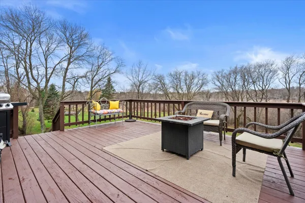 $509,900 | W324S7701 Paul Lane, Mukwonago, WI 53149