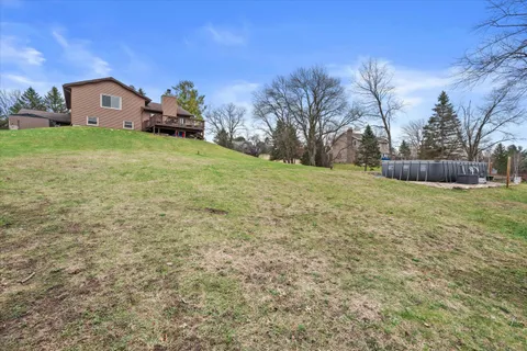 $509,900 | W324S7701 Paul Lane, Mukwonago, WI 53149