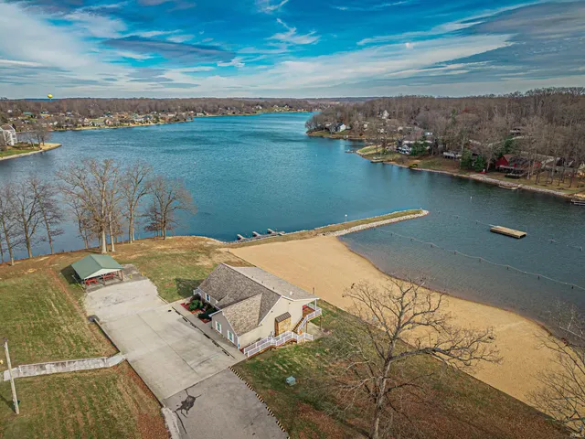 $10,900 | Noel Shores Noel Shores, Santa Claus, IN 47579