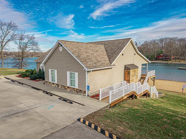 $10,900 | Noel Shores Noel Shores, Santa Claus, IN 47579