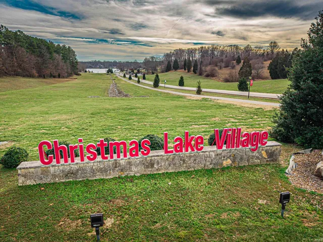 $10,900 | Noel Shores Noel Shores, Santa Claus, IN 47579