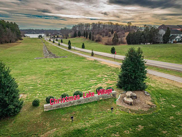 $10,900 | Noel Shores Noel Shores, Santa Claus, IN 47579
