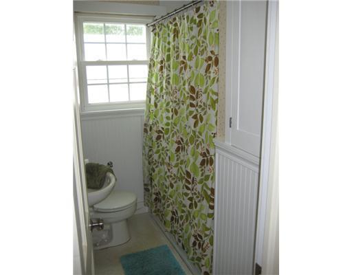 107 Leach Road Eliot, ME 03903 - Photo 10 of 16 Bathroom.