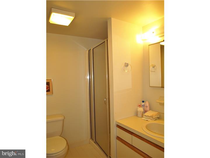 10115 Verree Road, Unit 8A Philadelphia, PA 19116 - Photo 8 of 12 Gallery Image 8