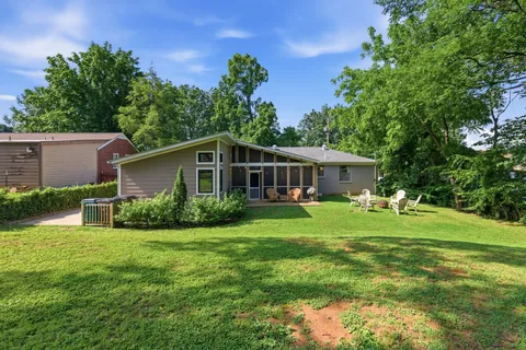 $525,000 | 2724 Emery Drive, Nashville, TN 37214