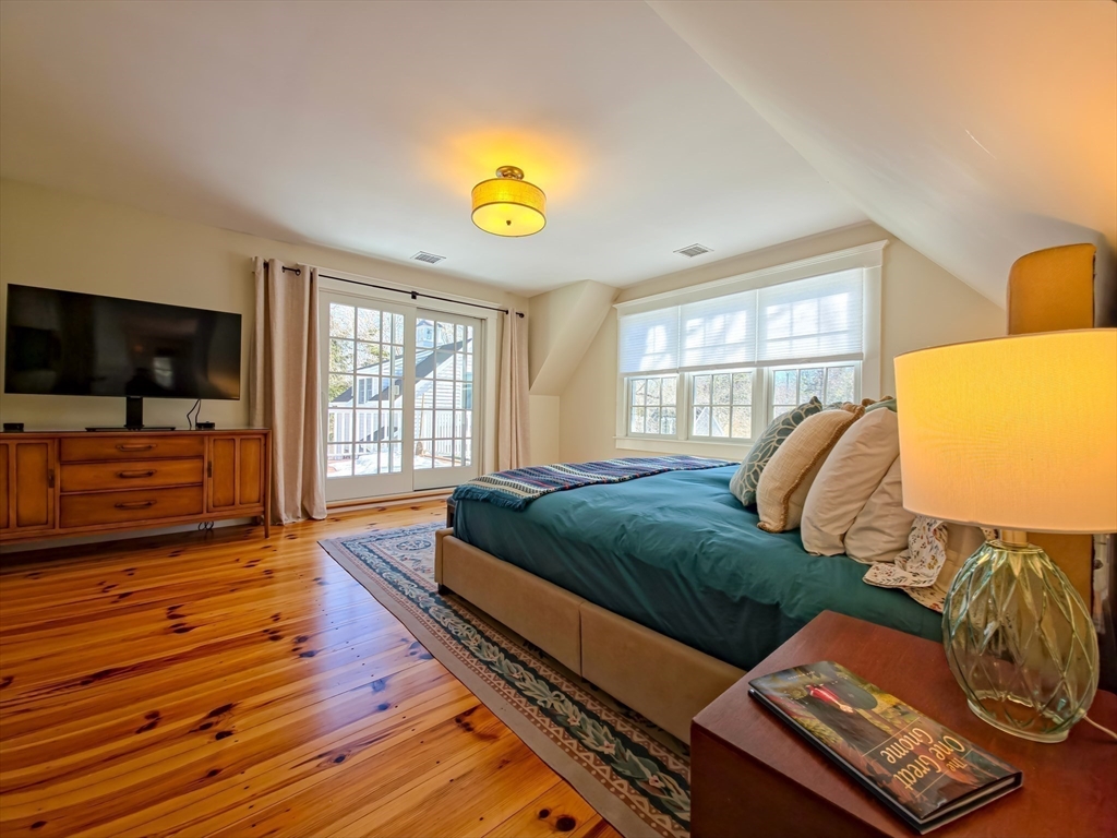 552 Main Street Barnstable, MA 02635 - Photo 32 of 42