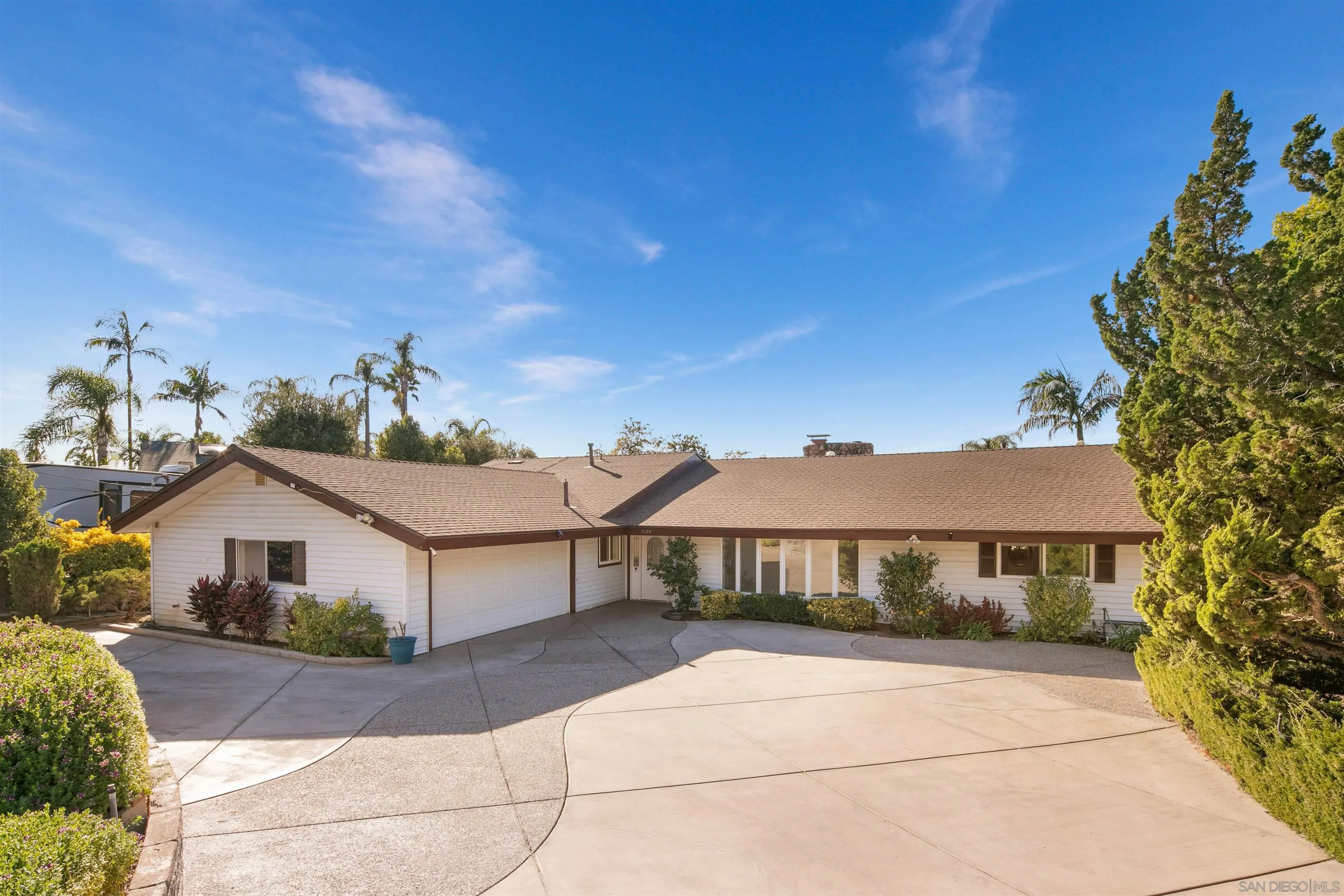2120 Lakeview Road Vista, CA 92084 - Photo 3 of 58 Gallery Image 3