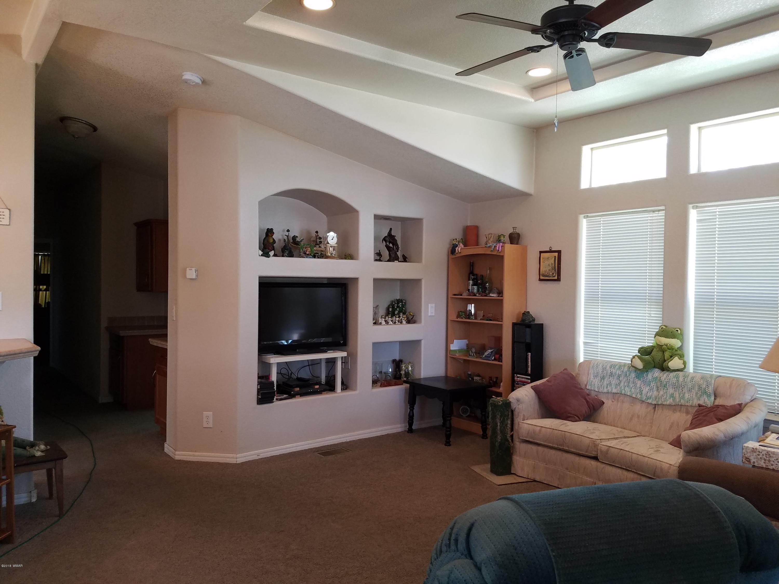 48 North Butler Street Eagar, AZ 85925 - Photo 12 of 42