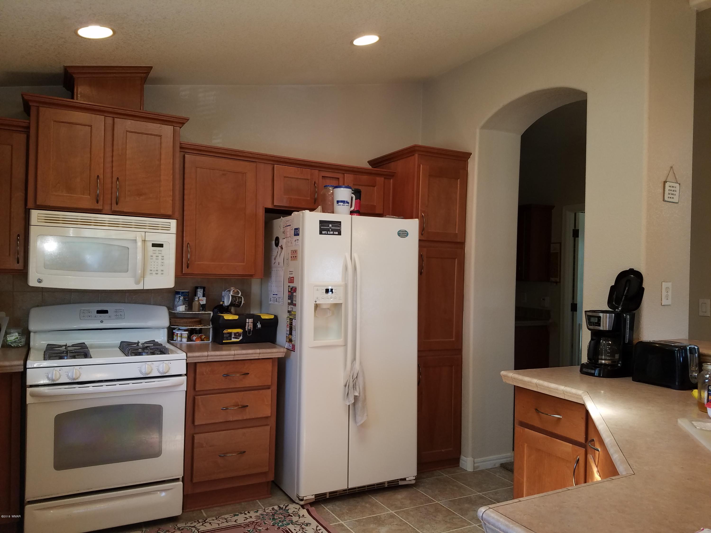 48 North Butler Street Eagar, AZ 85925 - Photo 17 of 42