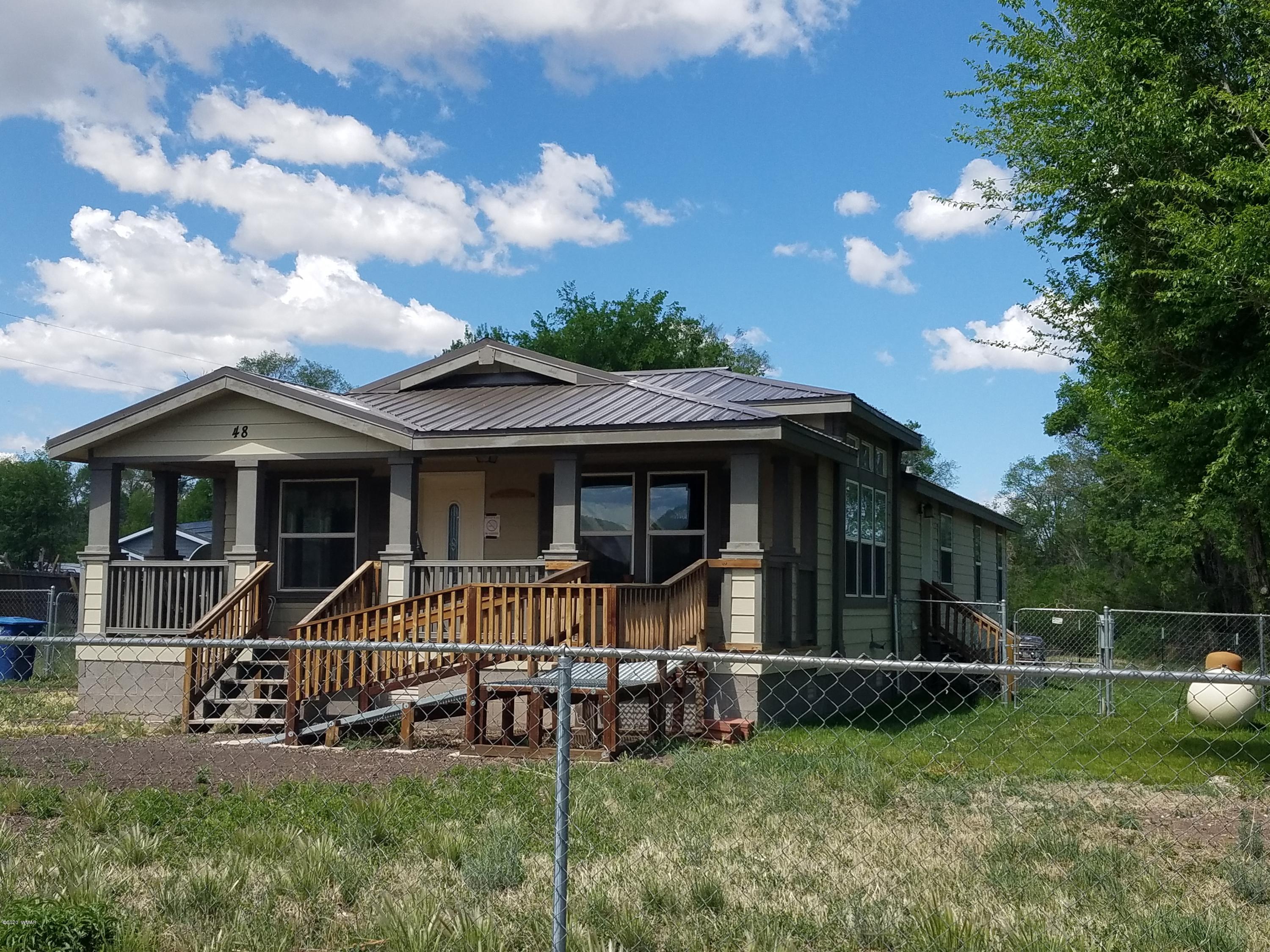 48 North Butler Street Eagar, AZ 85925 - Photo 4 of 42