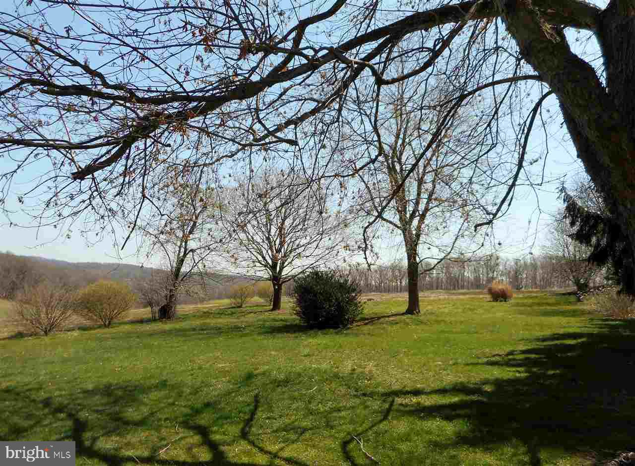 614 Bridgeton Road Fawn Grove, PA 17321 - Photo 5 of 7 Gallery Image 5