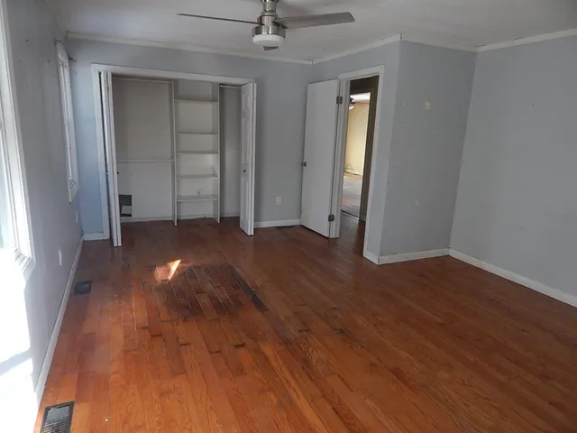 $187,200 | 30 Hillcrest Street, Gardiner, ME 04345